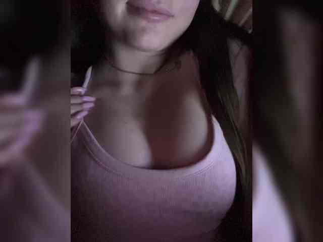 LadyCherry webcam