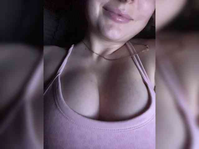 LadyCherry webcam