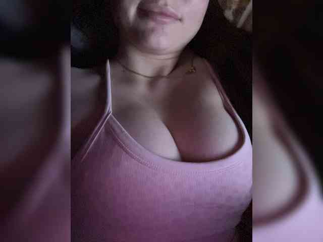 LadyCherry webcam