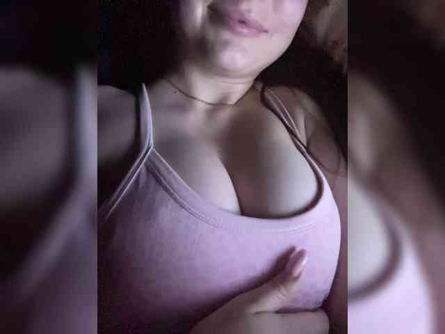 LadyCherry webcam