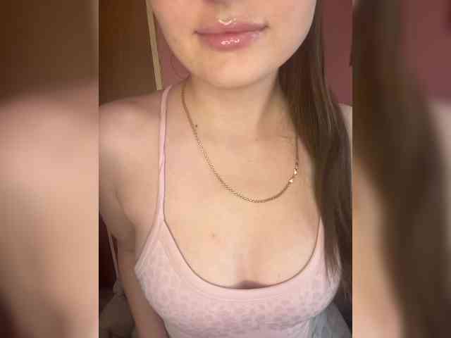 LadyCherry webcam