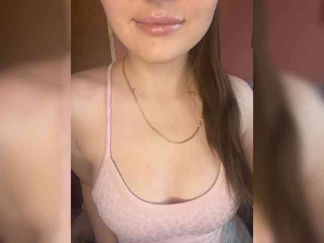 LadyCherry webcam
