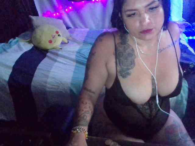 Queenqenci webcam