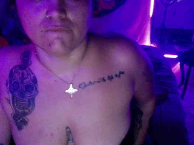 Queenqenci webcam