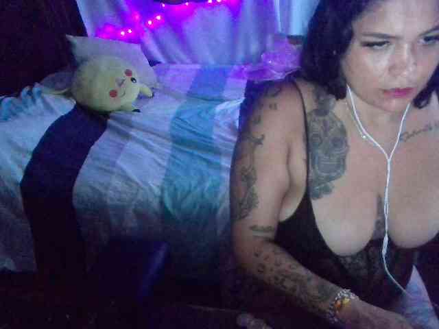 Queenqenci webcam
