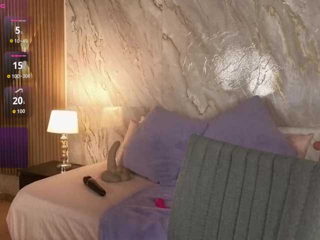 NikoleEvansM live cam on BongaCams