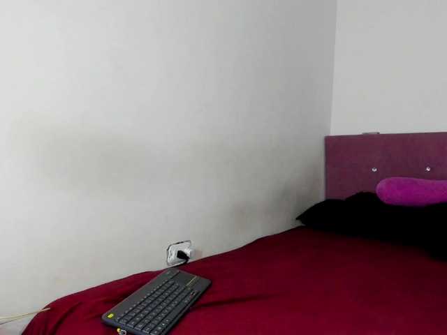 NikoleEvansM live cam on BongaCams
