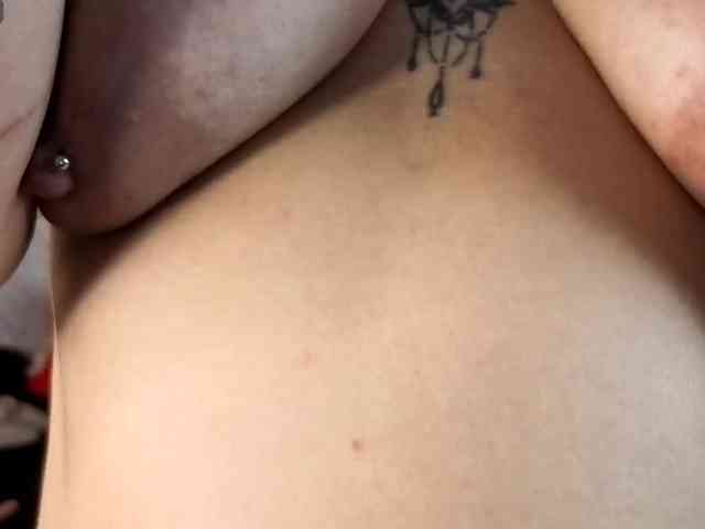 NikoleEvansM webcam