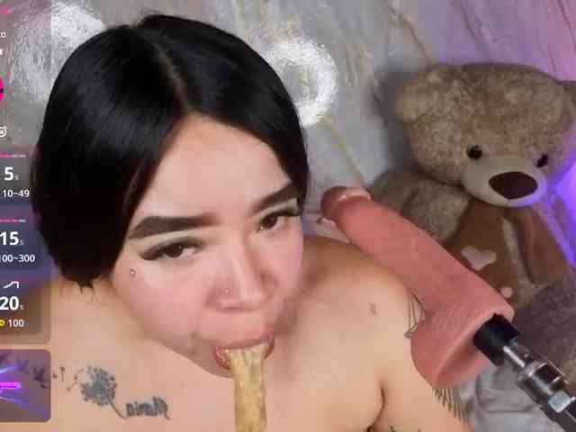 NikoleEvansM webcam