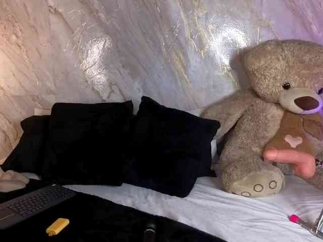 NikoleEvansM webcam