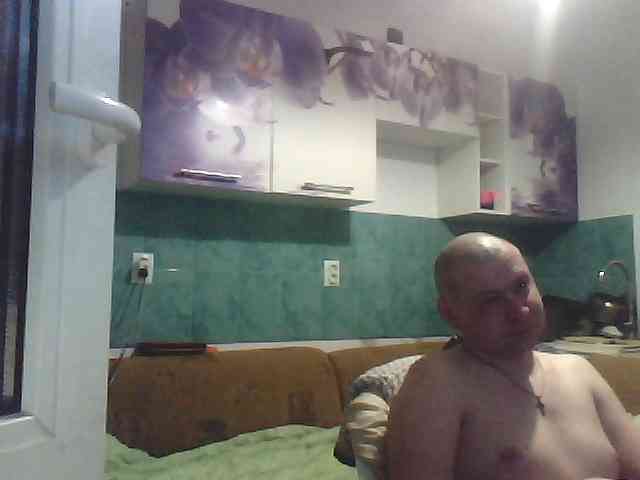 Aleksandr70