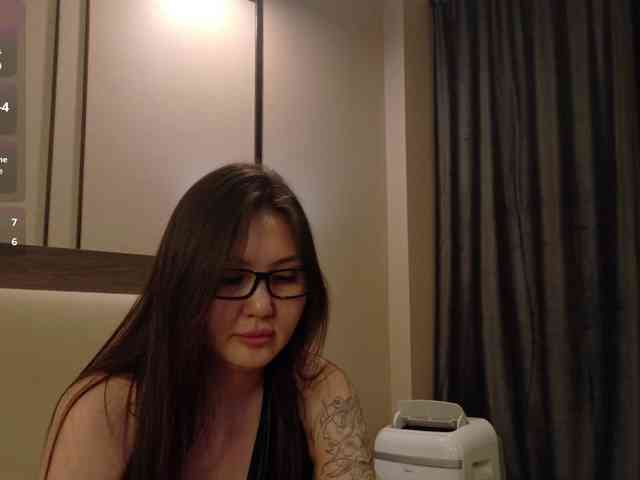 ArumYuna webcam