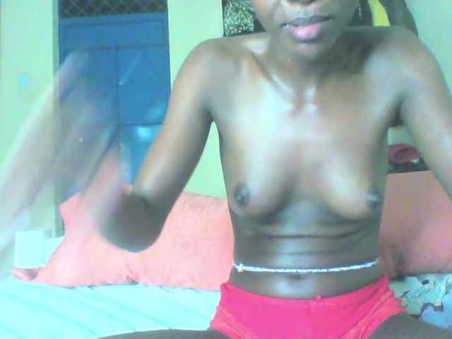 sexybaddie1 live cam on BongaCams
