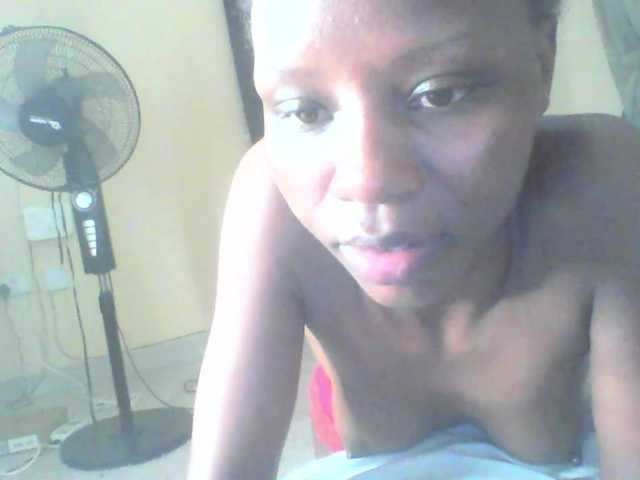 sexybaddie1 live cam on BongaCams