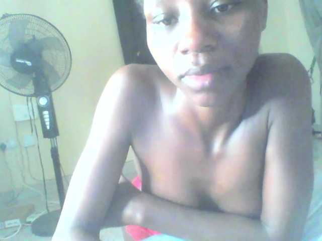 sexybaddie1 live cam on BongaCams