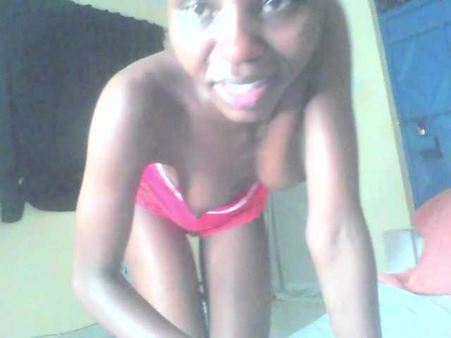 sexybaddie1 live cam on BongaCams