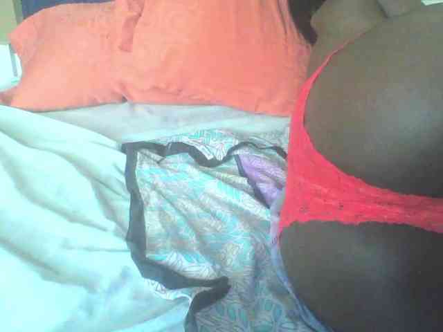sexybaddie1 webcam