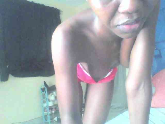 Model: sexybaddie1