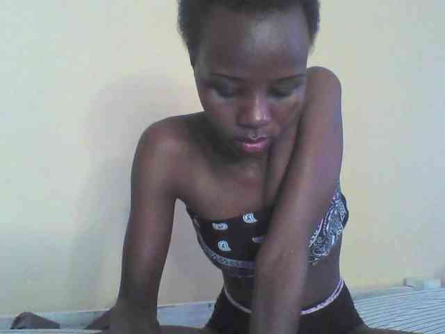 sexybaddie1 sexybaddie1