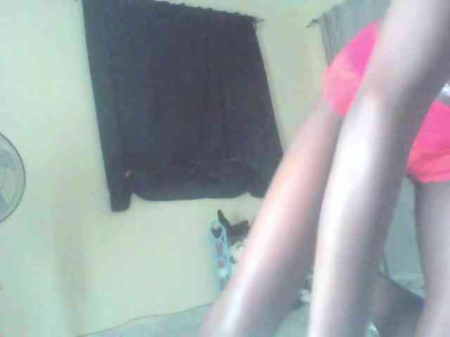 sexybaddie1 webcam