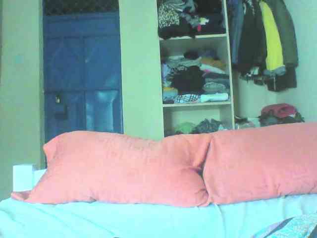 sexybaddie1 webcam