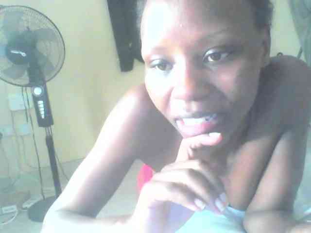 sexybaddie1 webcam