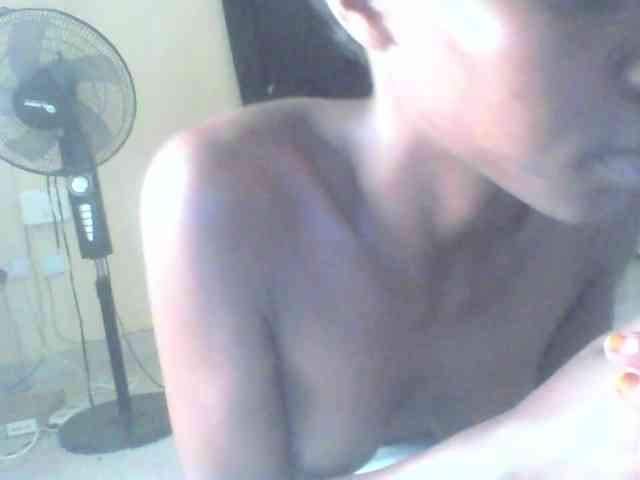 sexybaddie1 webcam