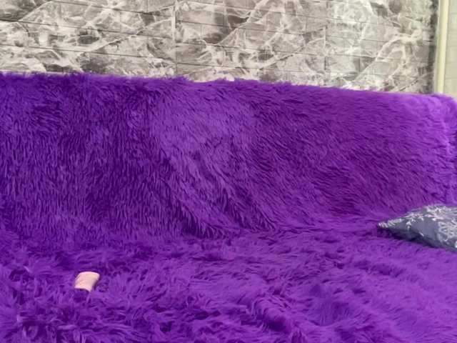 Evamiau live cam on BongaCams