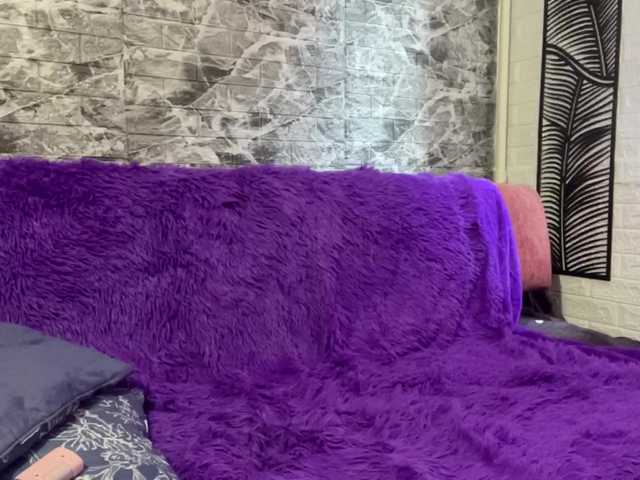 Evamiau live cam on BongaCams
