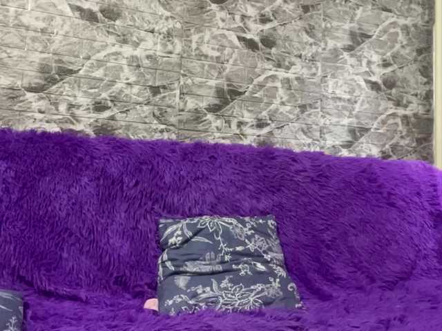 Evamiau live cam on BongaCams