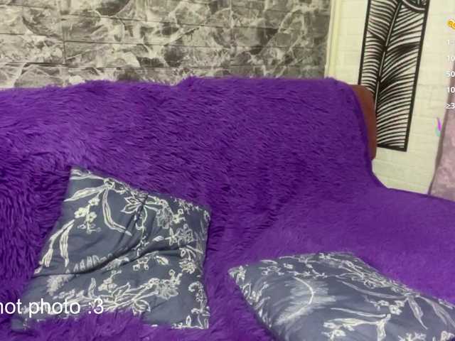 Evamiau live cam on BongaCams