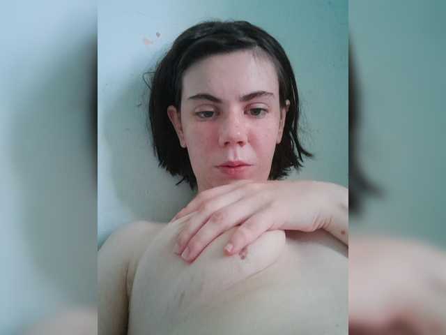 your-eldest-dream live cam on BongaCams