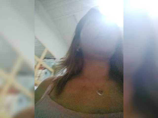 PhantomRose live webcam show