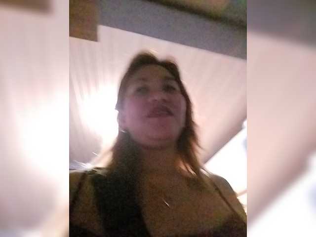 PhantomRose live webcam show