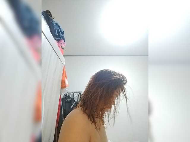 PhantomRose live cam on BongaCams