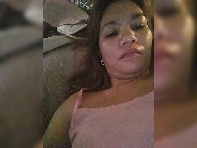 PhantomRose live webcam show