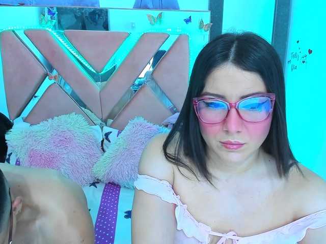 melissaydaniel live cam on BongaCams