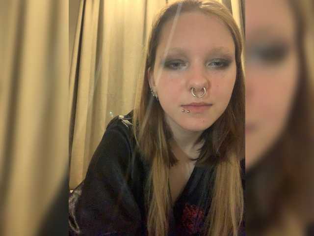 meowwwmeow live cam on BongaCams
