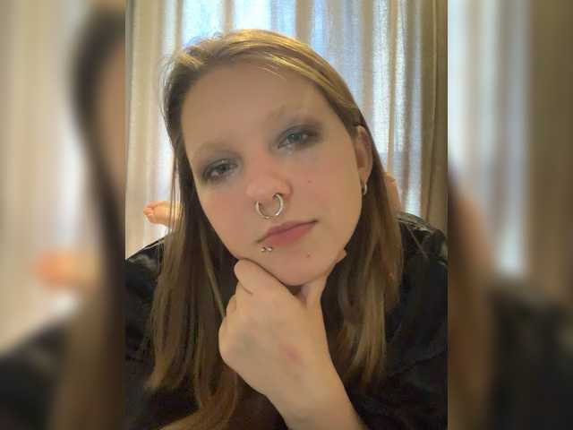 meowwwmeow live cam on BongaCams
