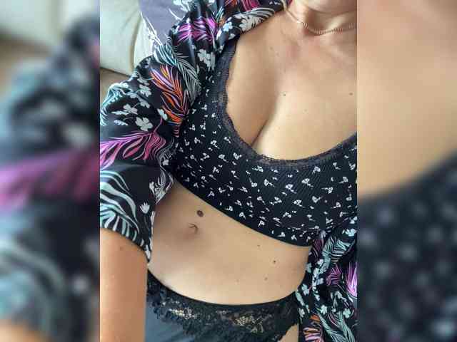 Anna0807 webcam