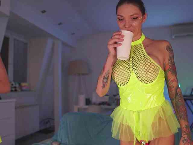 SexDelivery Sex Cam Show