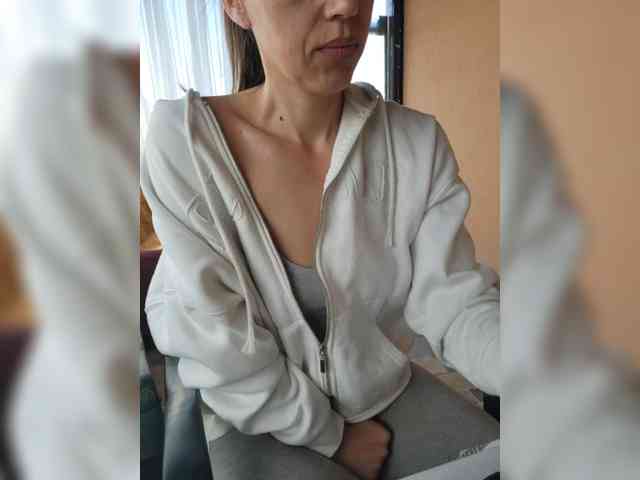milfsandrax