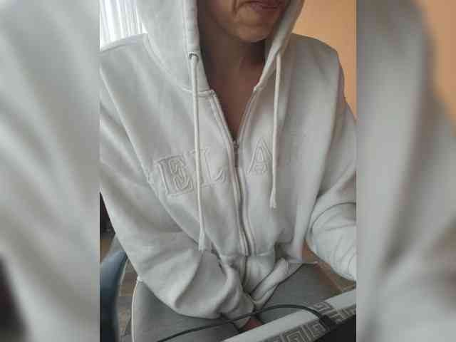 milfsandrax