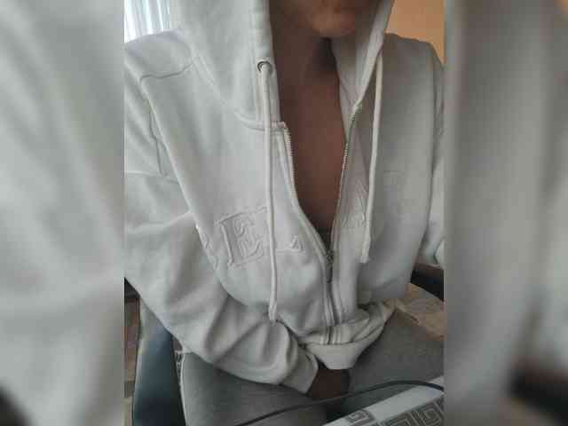 milfsandrax