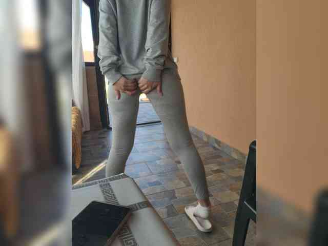 milfsandrax