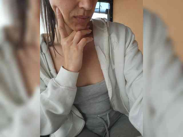milfsandrax