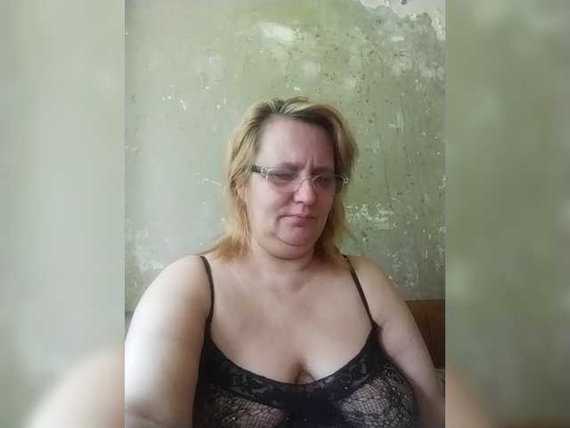 ForestLadyXL girls live cam
