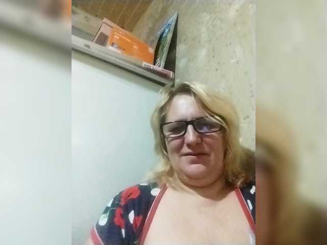 ForestLadyXL live cam on BongaCams