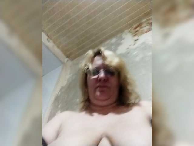 ForestLadyXL live cam on BongaCams