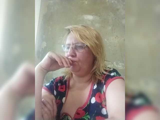 ForestLadyXL live cam on BongaCams